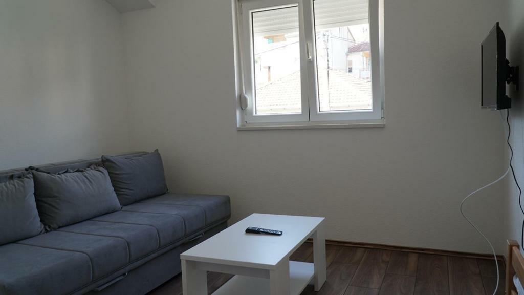 M2 Apartmani Требинье Экстерьер фото
